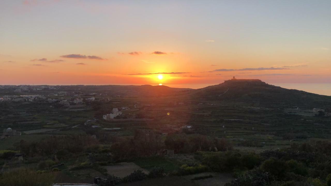 Brooklyn Farmhouse Villa Zebbug  Buitenkant foto